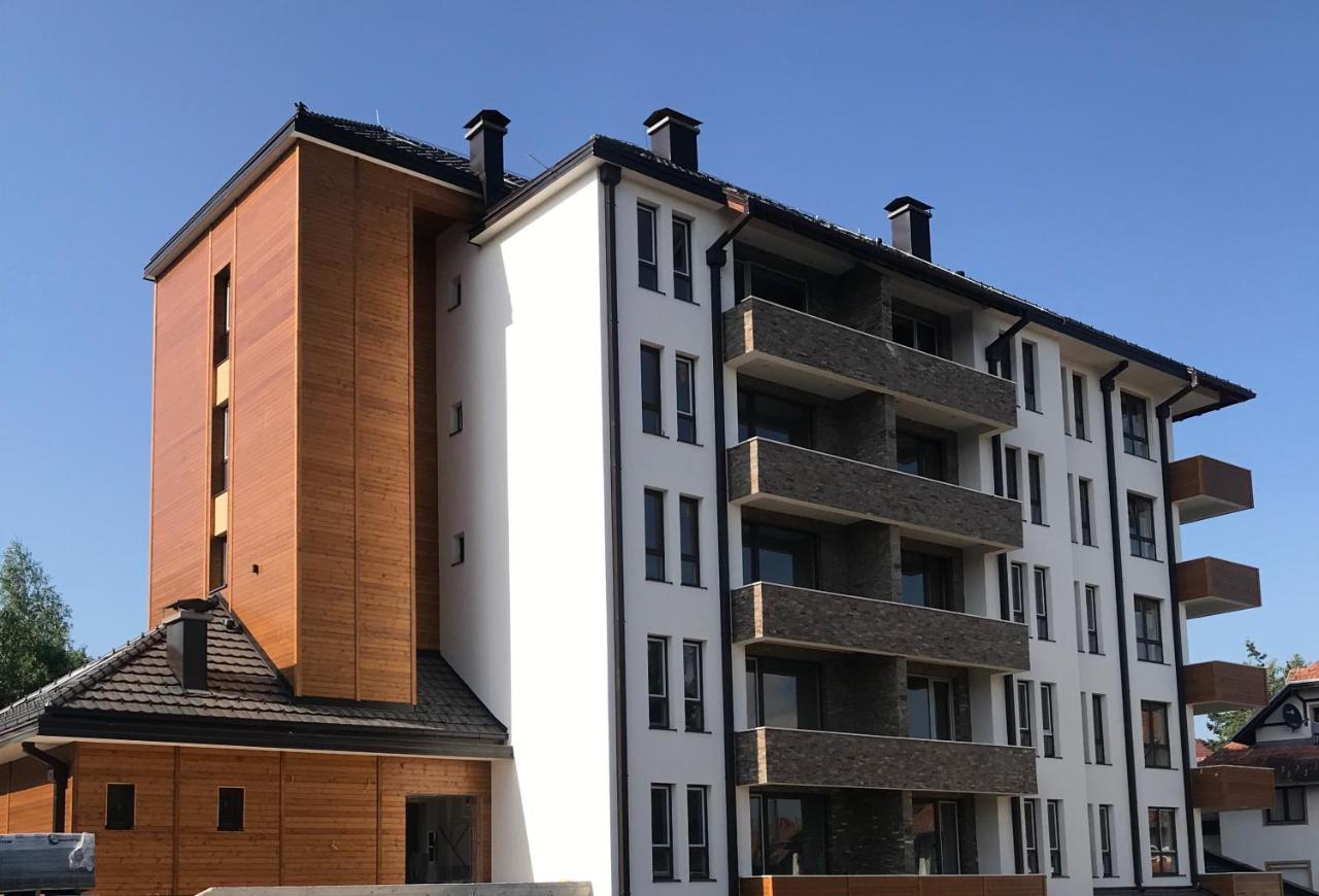 Apartment 23 - Harizma *